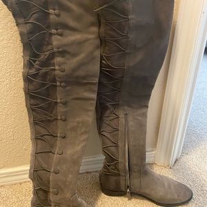 Women Gray Suede HighTop Boots Sz 8